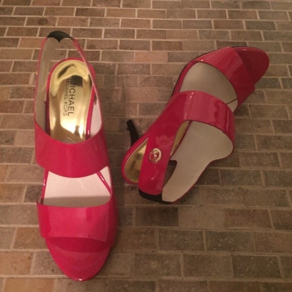 Michael Kors red heels size 7.5 - Picture 7 of 8